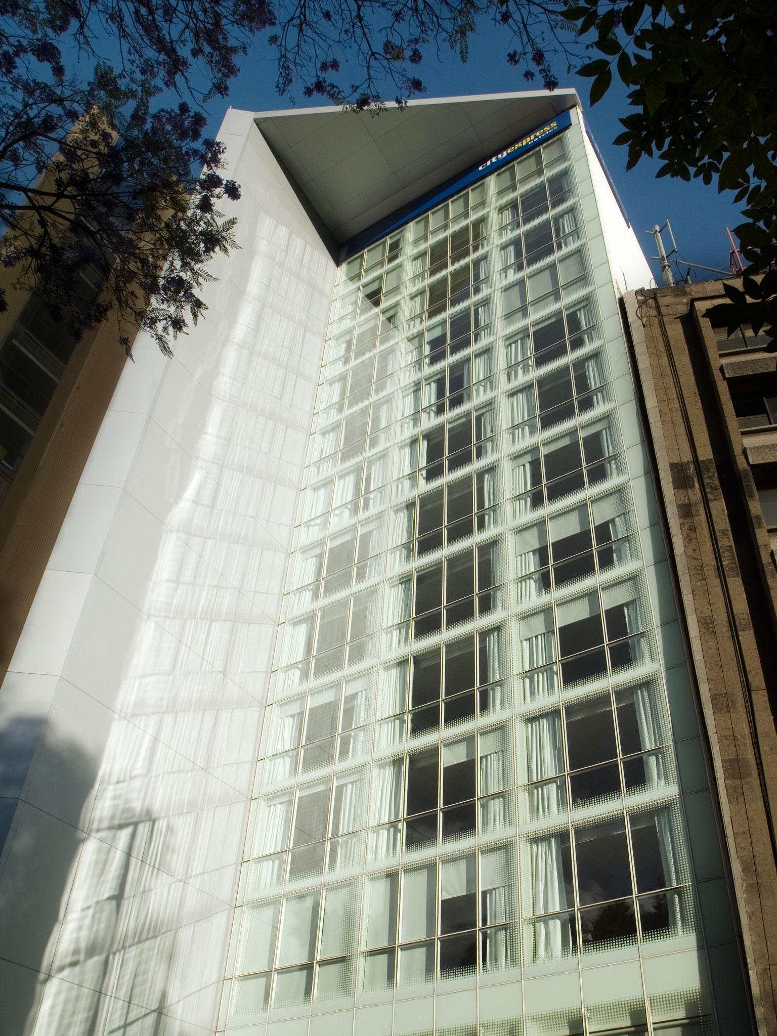 City Express Plus By Marriott Ciudad De Mexico Reforma El Angel Exterior photo