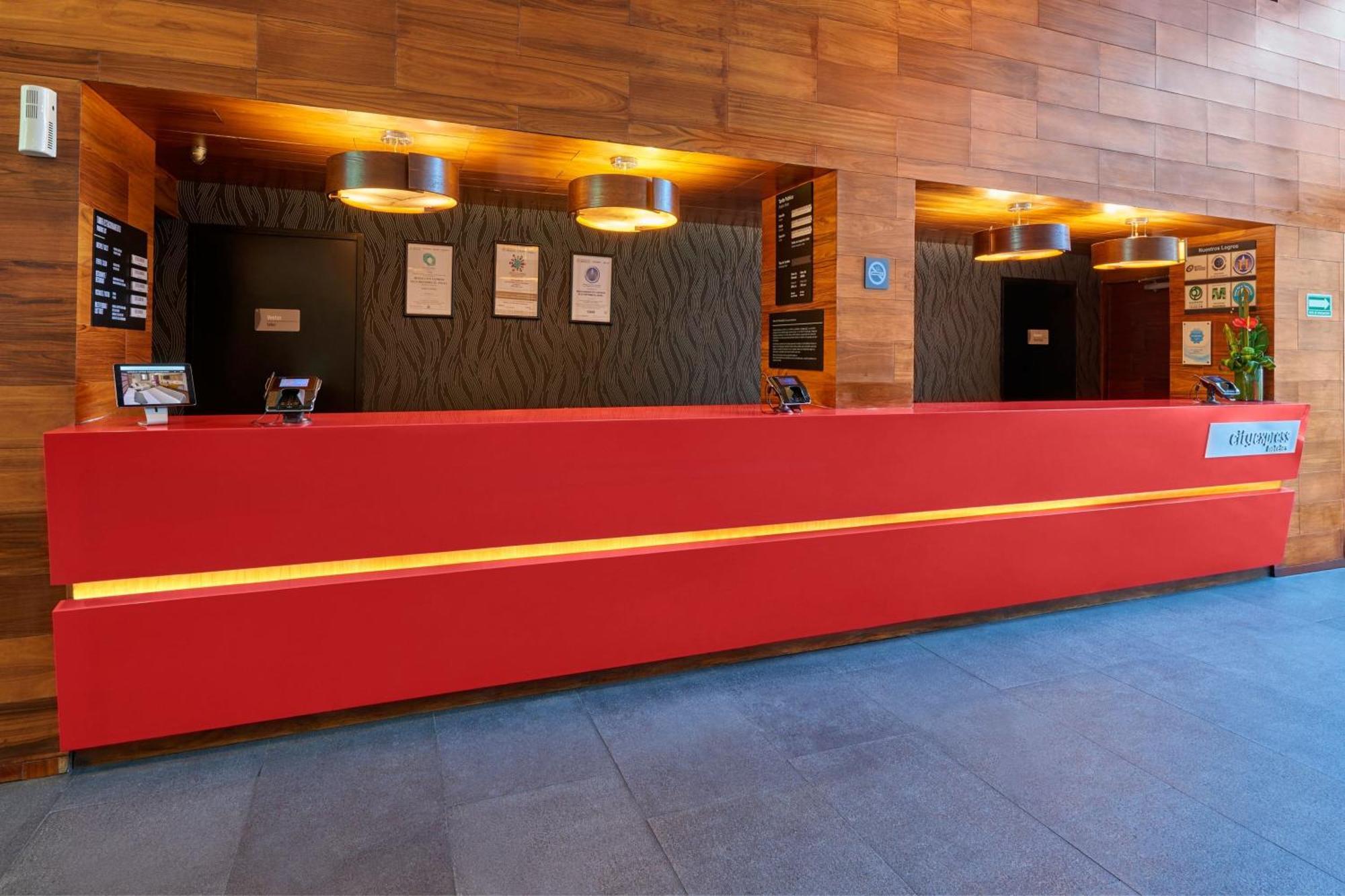 City Express Plus By Marriott Ciudad De Mexico Reforma El Angel Exterior photo