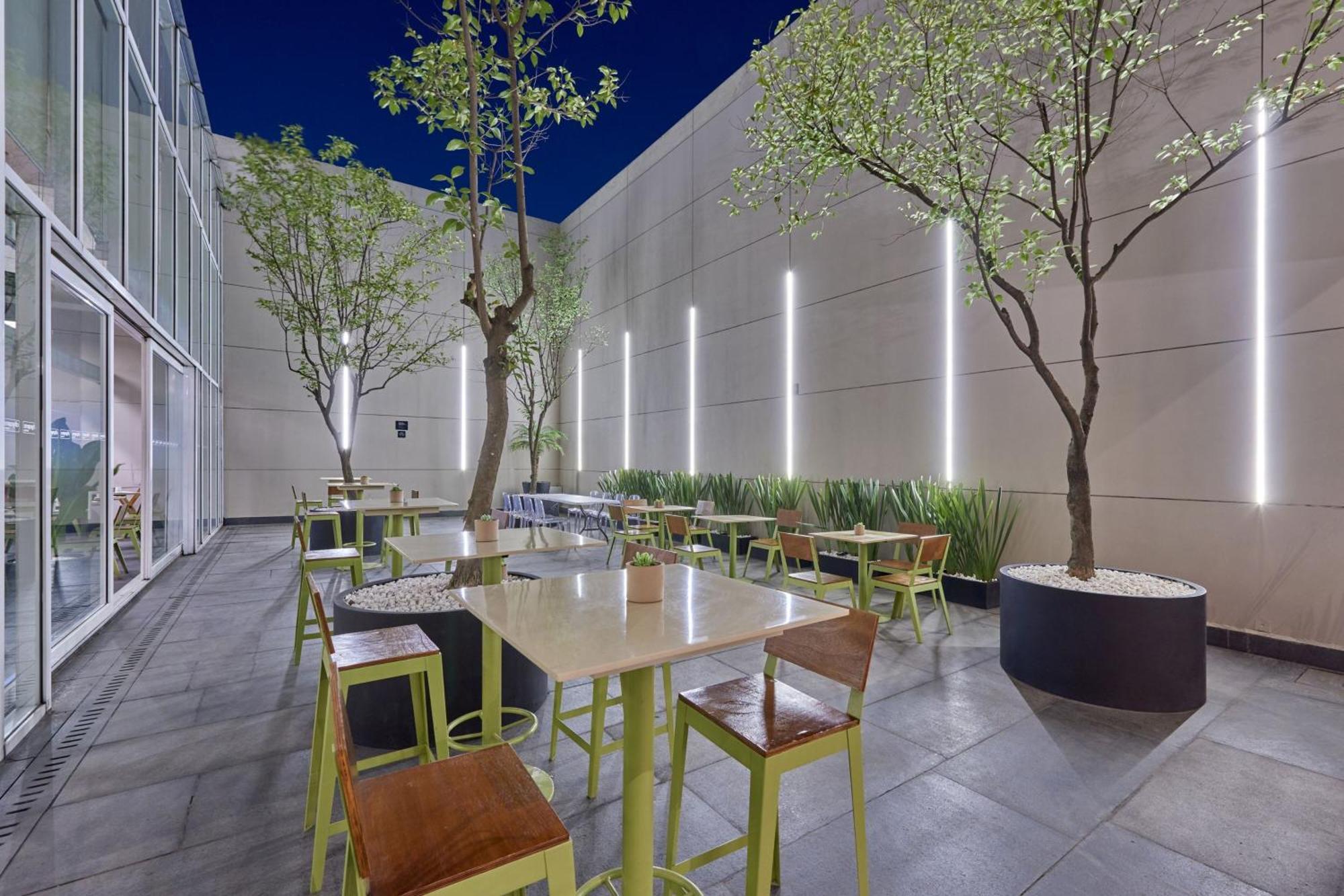 City Express Plus By Marriott Ciudad De Mexico Reforma El Angel Exterior photo